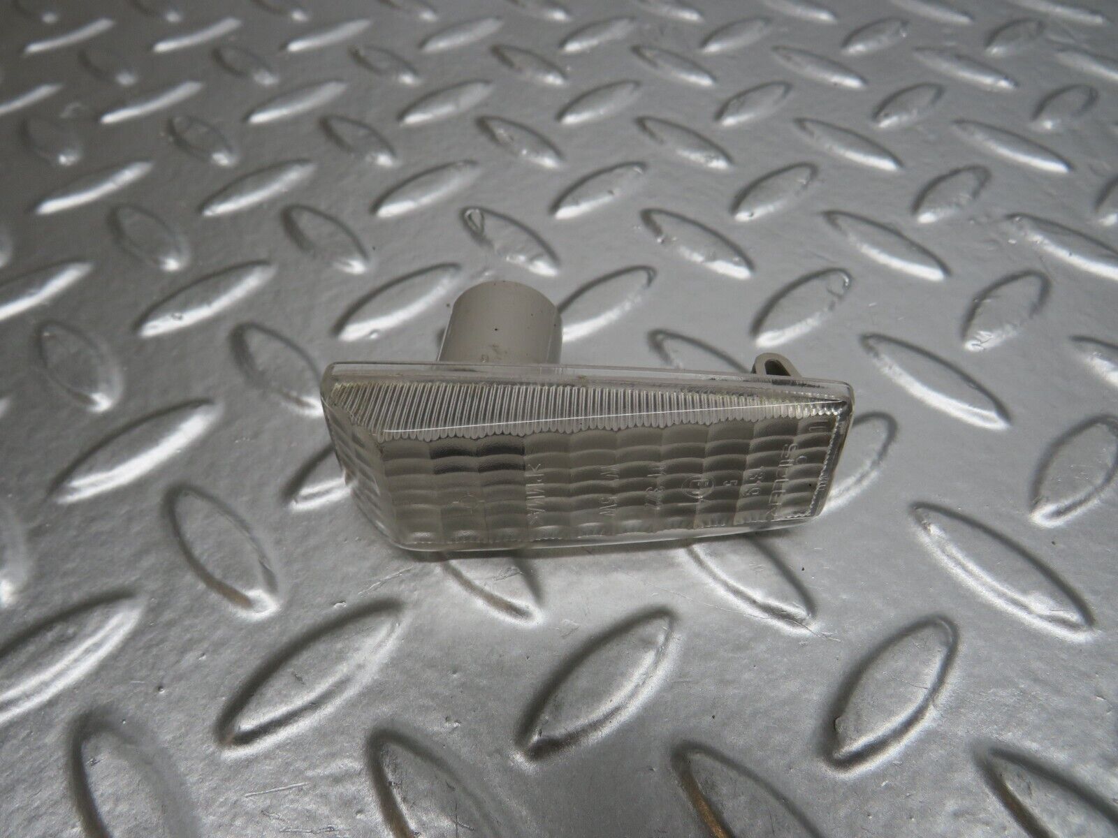 24689 Mercedes-Benz W140 S320 Wing Indicator Slider