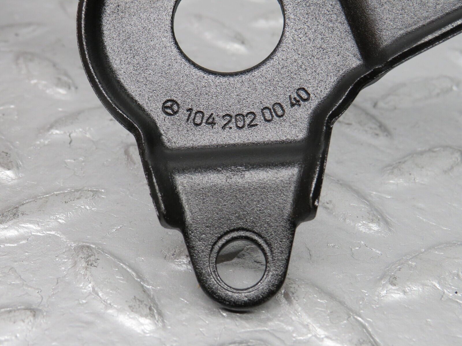 38549 Mercedes-Benz R129 280SL Coupe Belt Tensioner Strut Bracket 1042020040