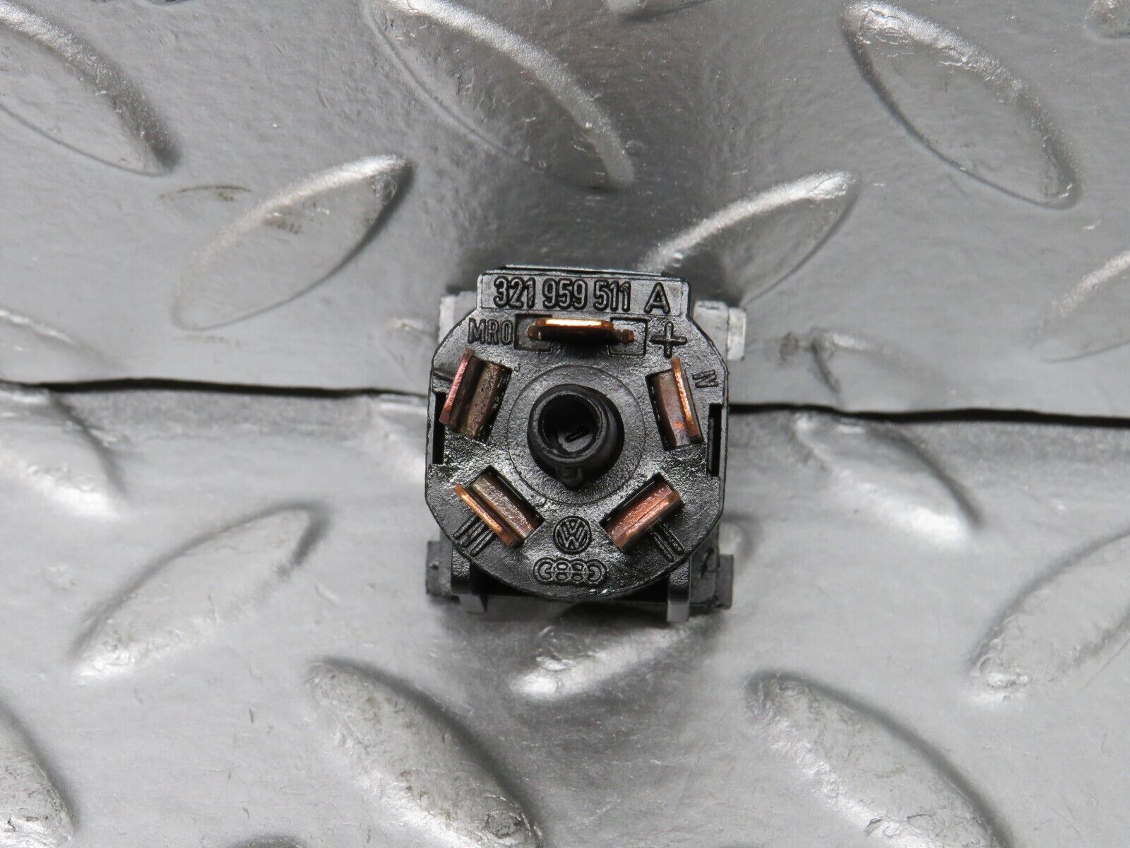 30044 Porsche 924 Ignition Distributor Vacuum Control Valve Bosch