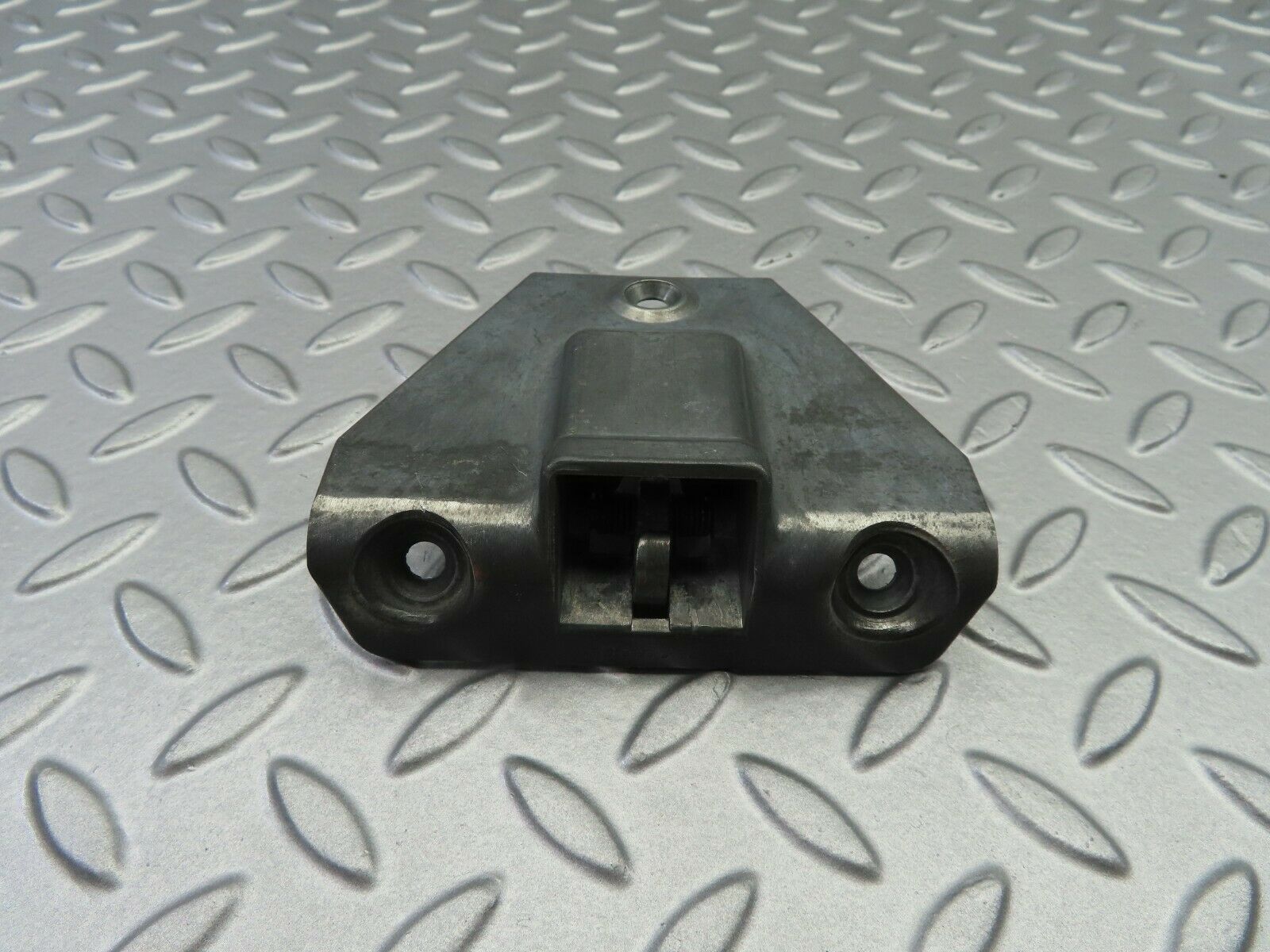 6883 Mercedes-Benz C107 350SLC Coupe Boot Latch Lock