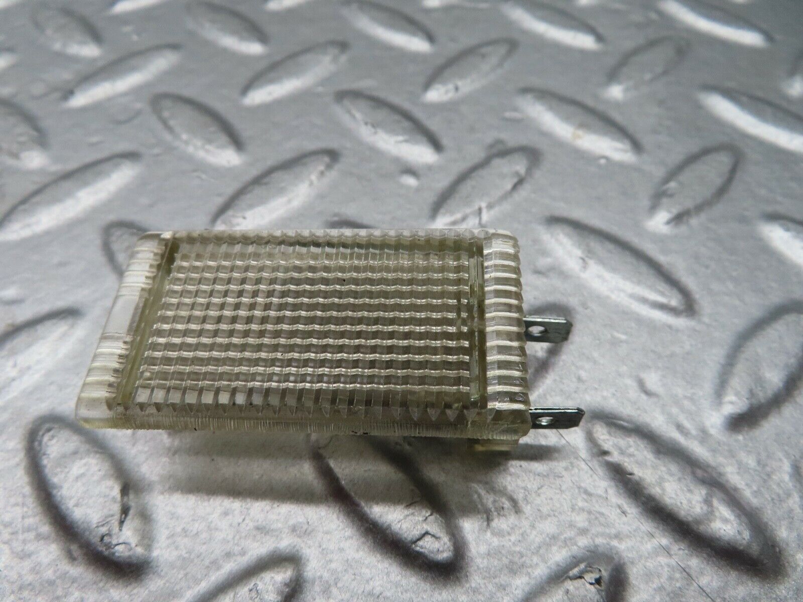 18091 Mercedes-Benz W123 200 Glove Box Light