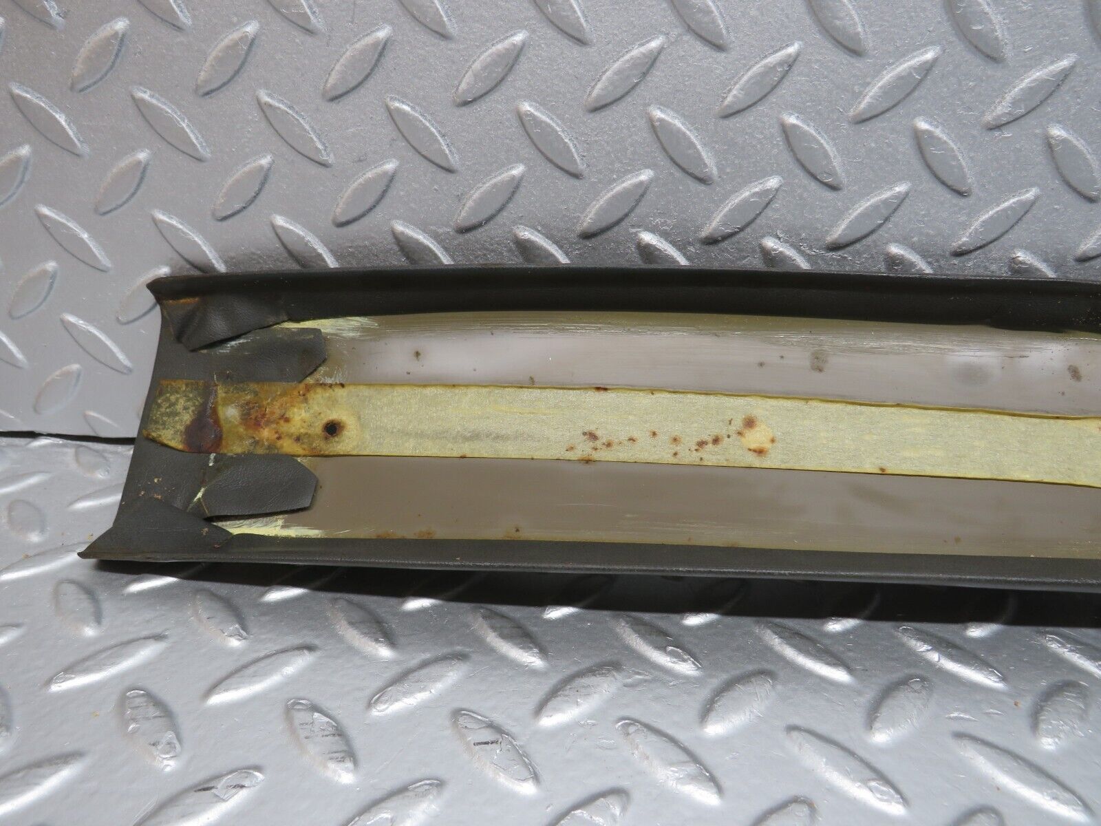 40241 Mercedes-Benz W110 230 B Pillar Cover Left Side