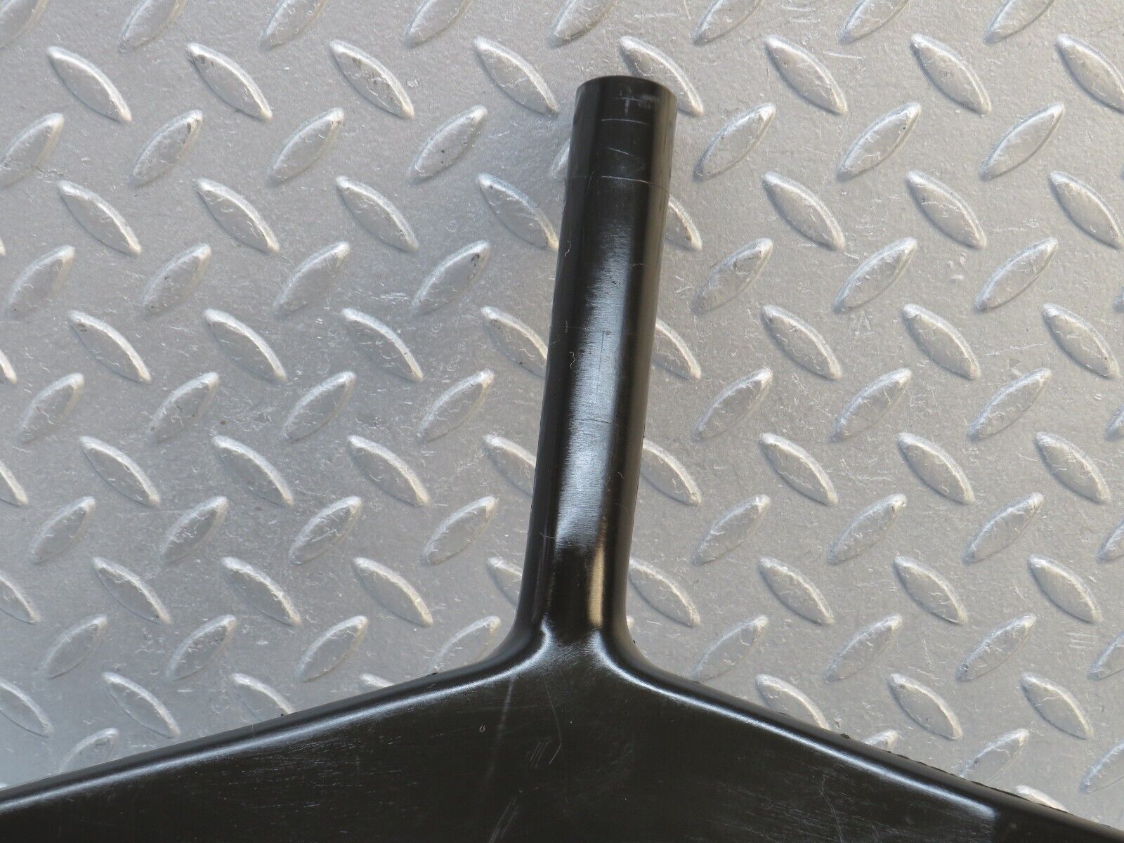 38366 Mercedes-Benz R129 280SL Coupe Windscreen Drain Channel Right Side 1296280273