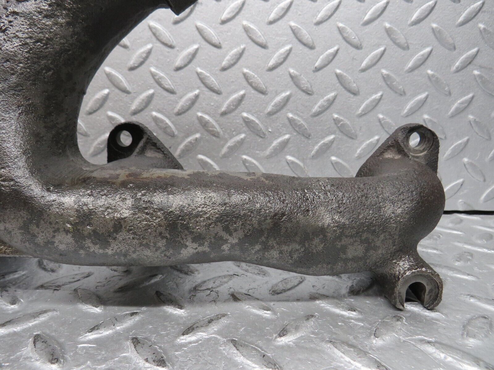 37648 Mercedes-Benz W109 300SEL Exhaust Manifold Right Side 1161421501