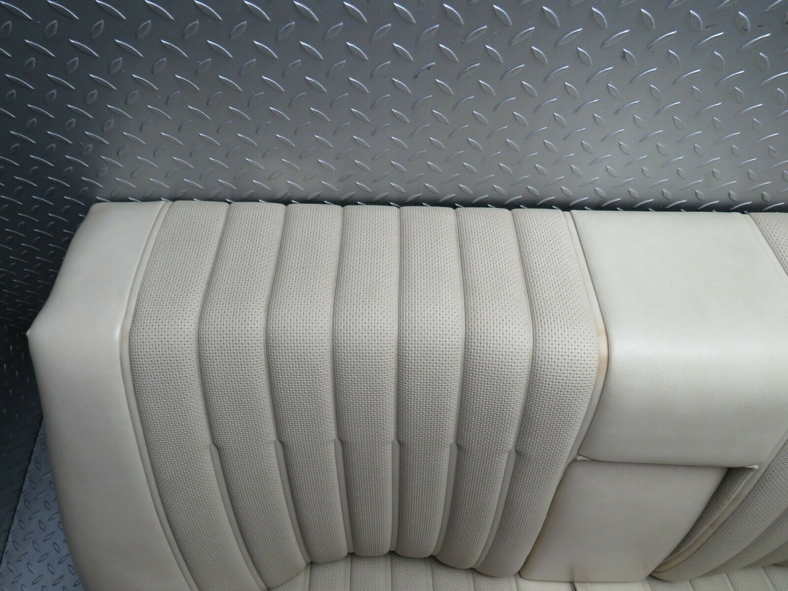 23430 Mercedes-Benz W114 280E Rear Seat Cream Leather