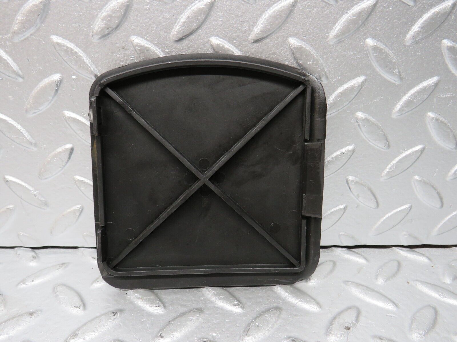 32000 Mercedes-Benz W123 230E Trunk Boot Access Cover Set 1166900027