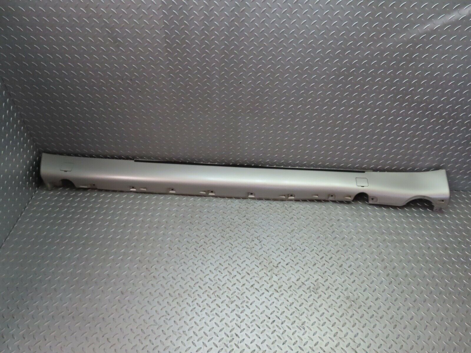 19749 Mercedes-Benz C140 CL420 Coupe Side Skirt Right Side Silver 1406901640