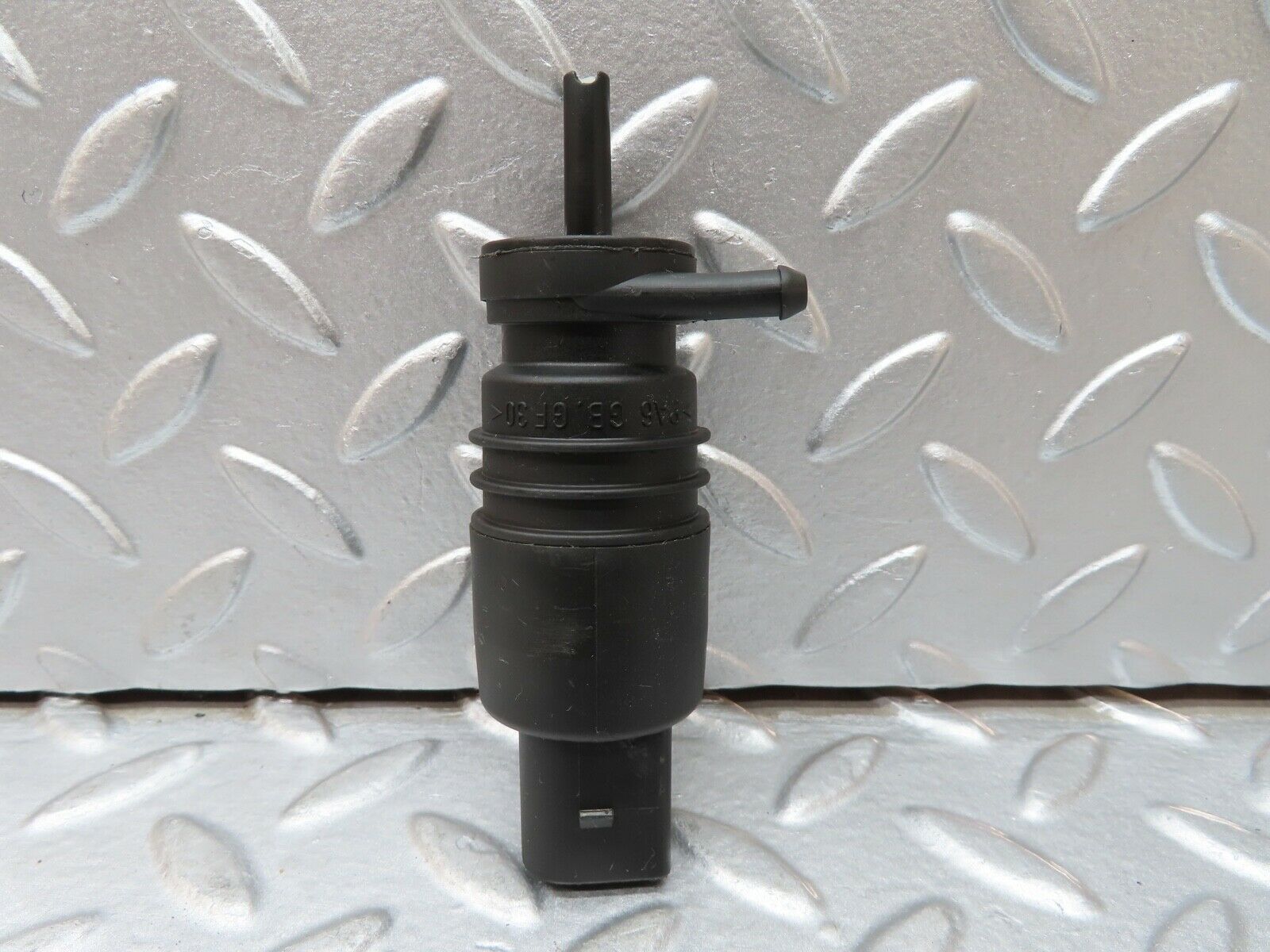 19932 Mercedes-Benz R129 300SL Coupe Windscreen Washer Pump