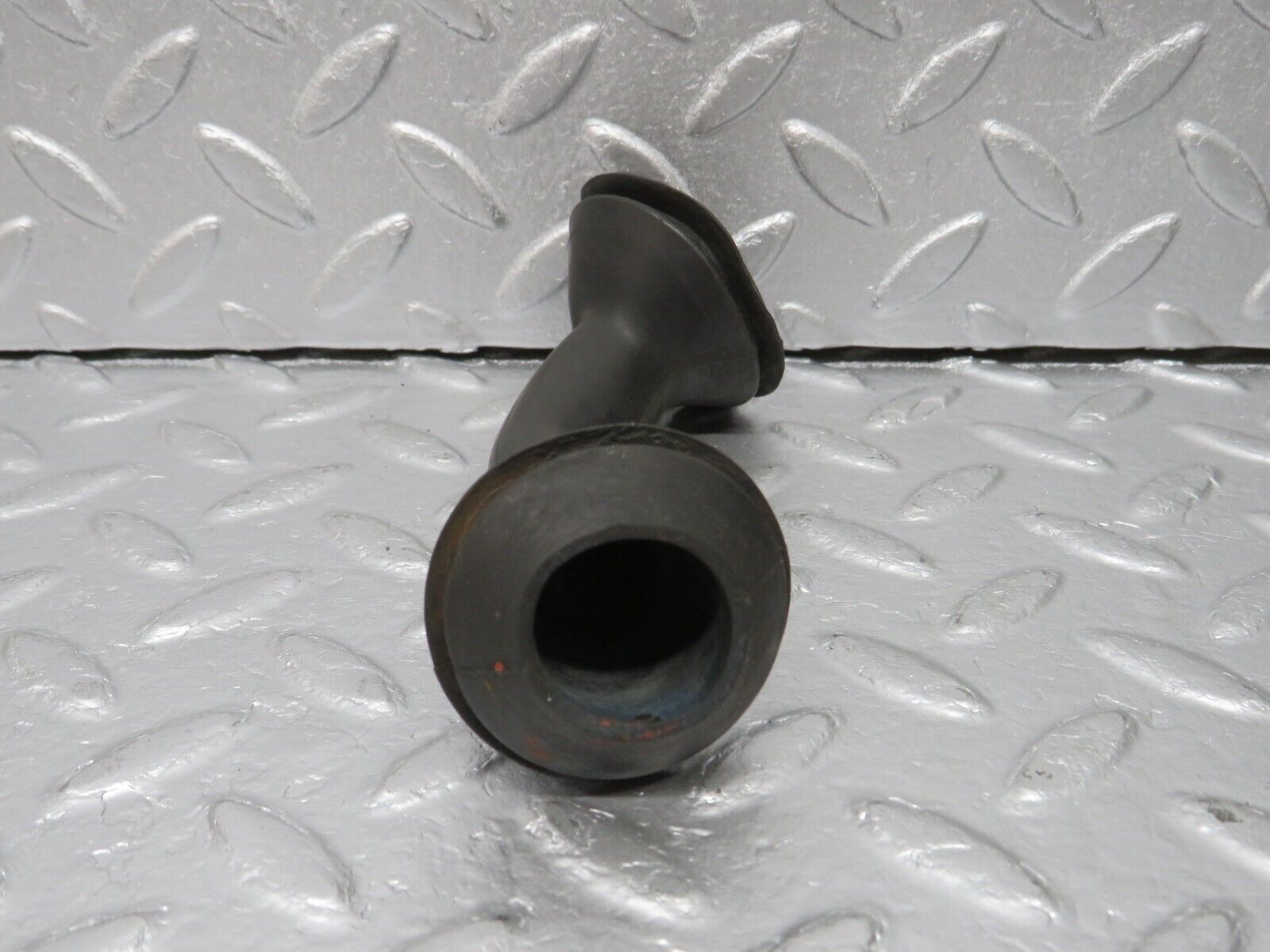 40331 Mercedes-Benz W110 230 Right Rubber Grommet Headlamp Cable 1105460085