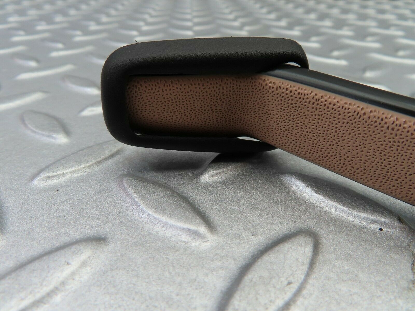 6163 Mercedes-Benz W126 380SE Interior Roof Grab Handle Front