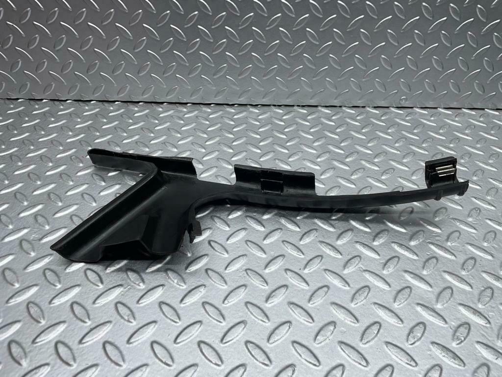 0190 Mercedes-Benz W116 350SE Tail Light Trim Cable Cover 1168200412