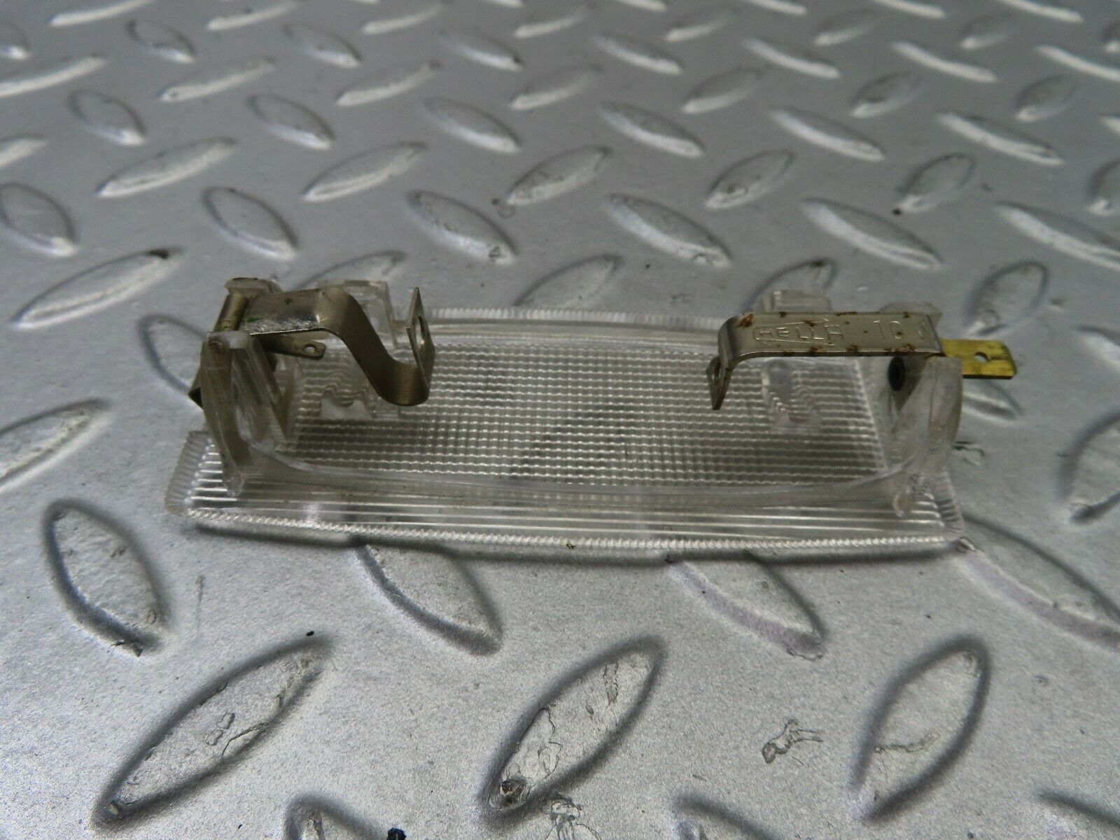 7477 Mercedes-Benz W116 450SE Interior Dome Light