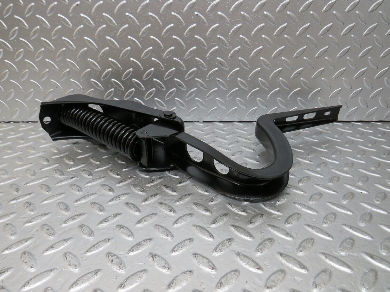 26126 Mercedes-Benz W116 450SE Trunk Hinge With Spring Right Side