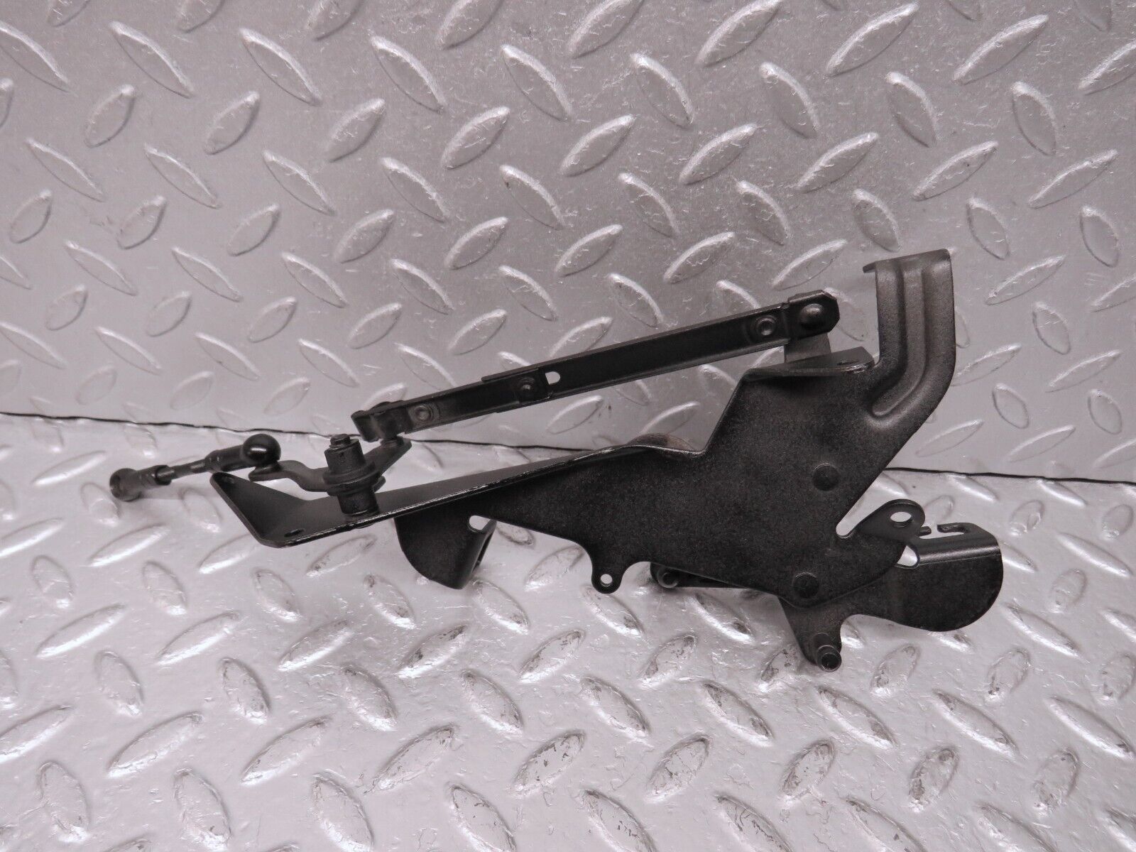 38639 Mercedes-Benz R129 280SL Coupe Throttle Linkage