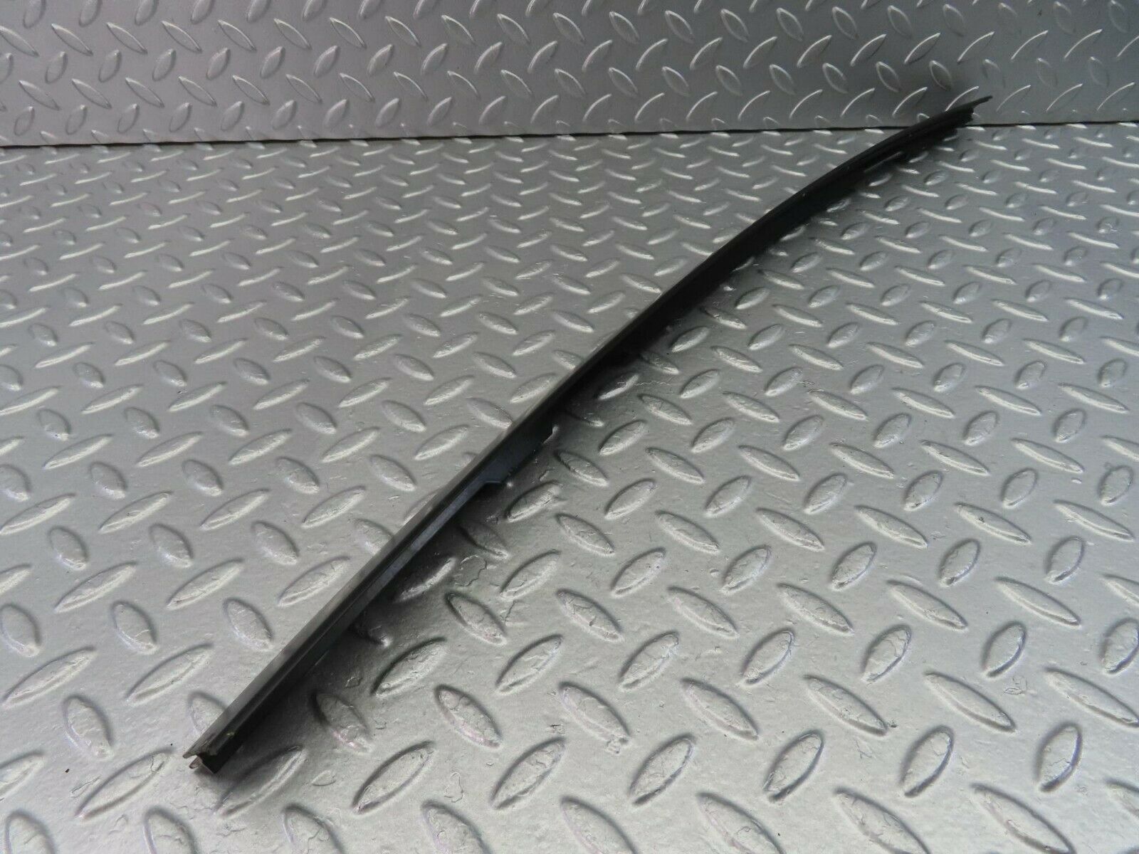 10468 Mercedes-Benz W201 190E Windscreen Lower Moulding Trim