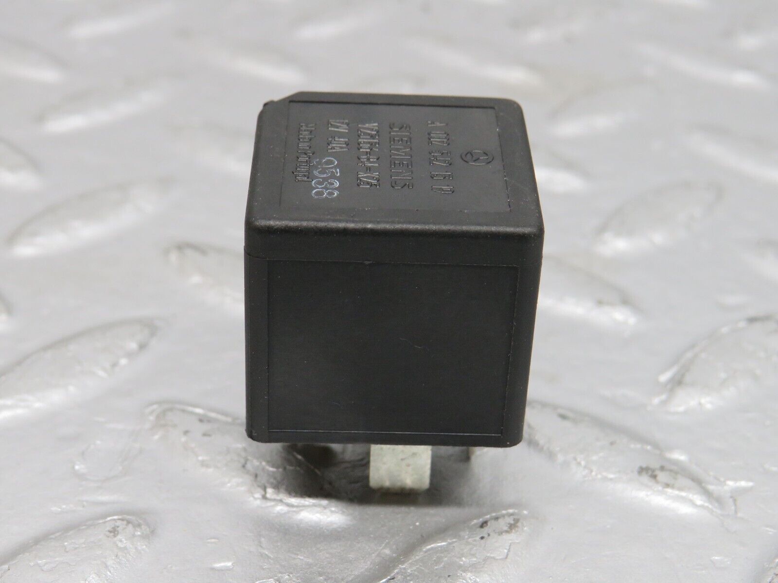 39648 Mercedes-Benz R129 320SL Coupe Multi Purpose Relay 0025421319