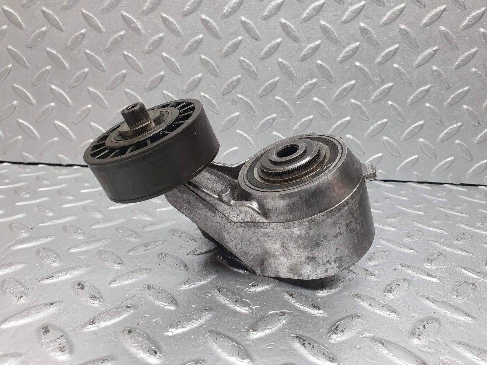 40998 Mercedes-Benz W126 300SE Belt Tensioner 1032021140