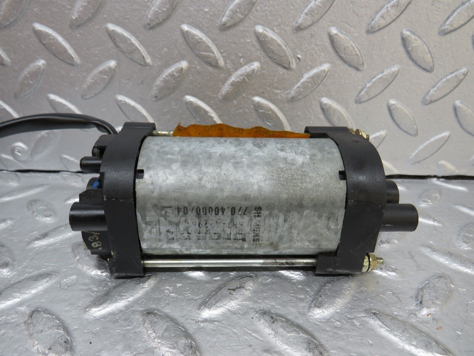 37066 Mercedes-Benz C126 420SEC Coupe Front Left Seat Adjustment Motor Brose