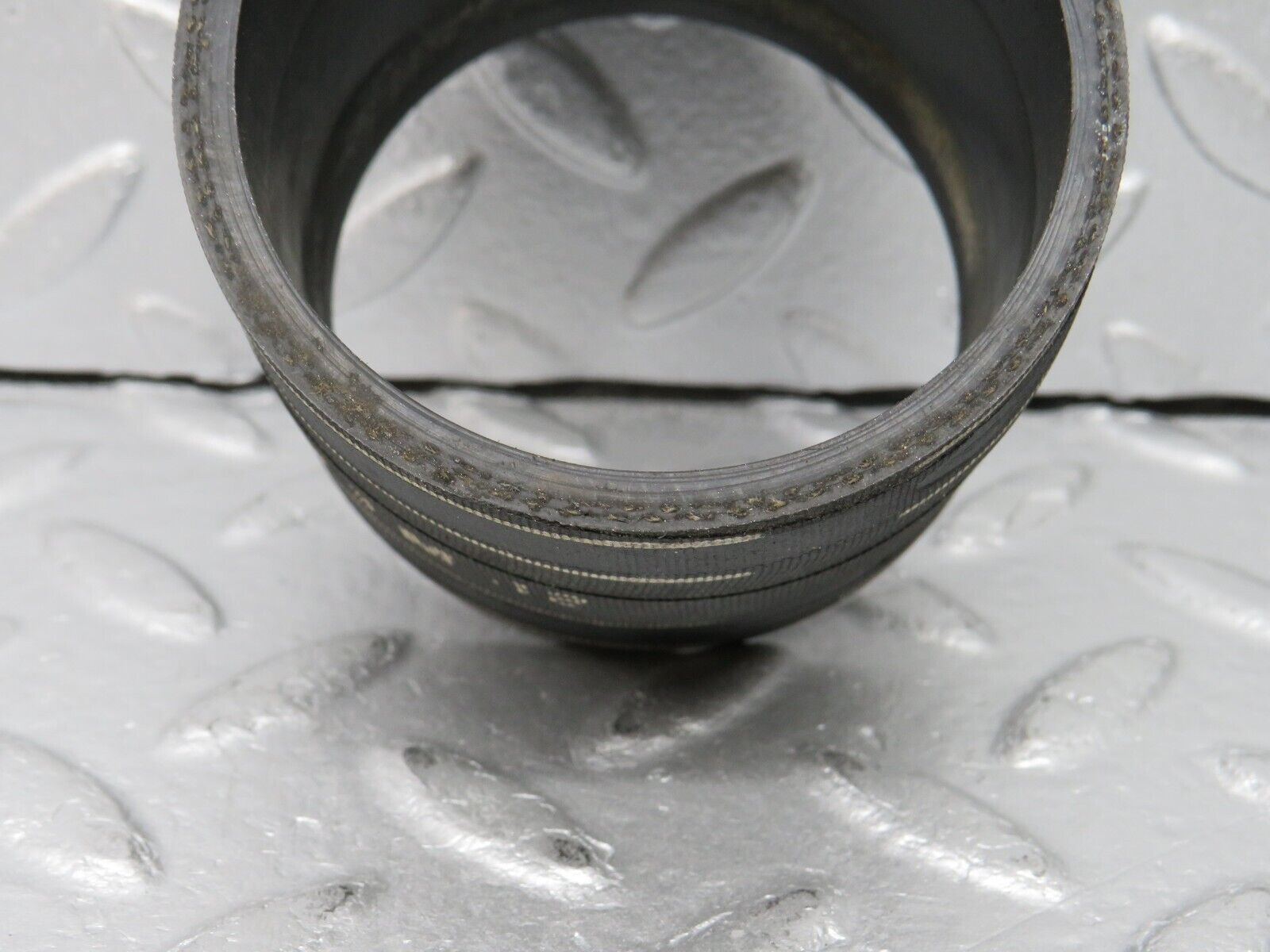 38539 Mercedes-Benz R129 280SL Coupe Air Intake Manifold Hose 1041411783