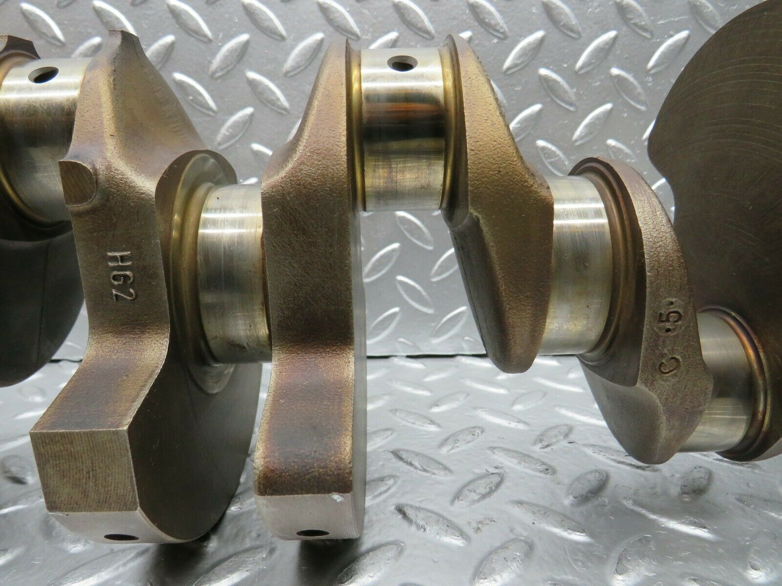 22441 Mercedes-Benz C124 E220 Coupe Crankshaft
