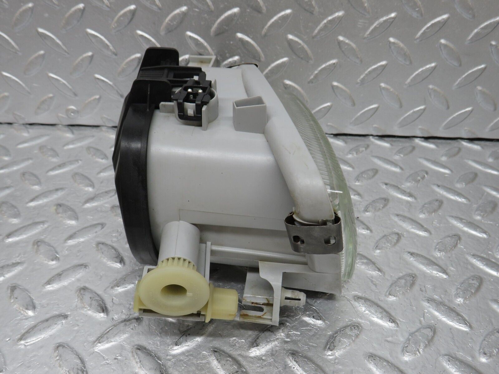 34841 Mercedes-Benz W210 320E Front Right Fog Light Hella 1708200256