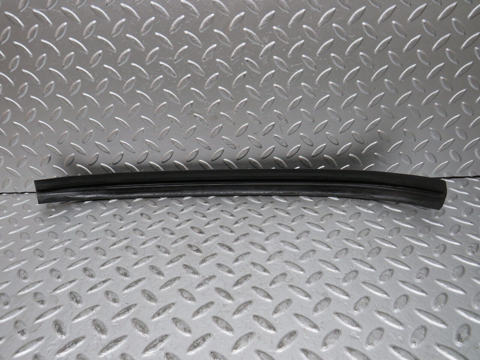 28875 Mercedes-Benz W123 230E Front Bumper Rubber