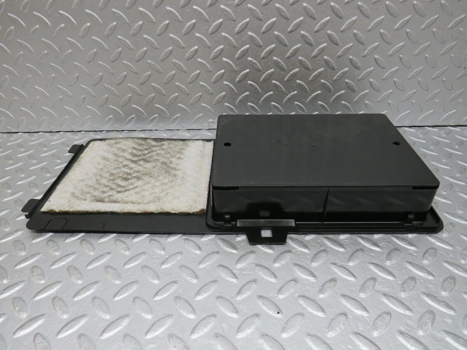 35994 Mercedes-Benz W126 420SE Rear Right Parcel Shelf Storage 1268430407