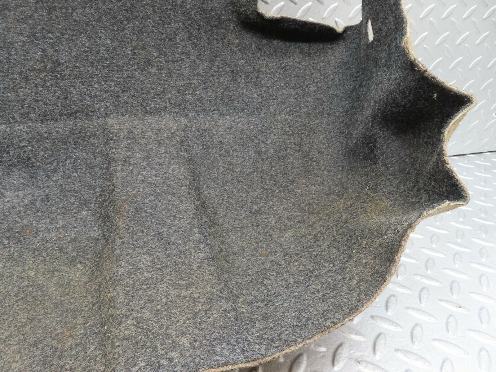 14323 Mercedes-Benz W116 350SE Trunk Side Panel Right