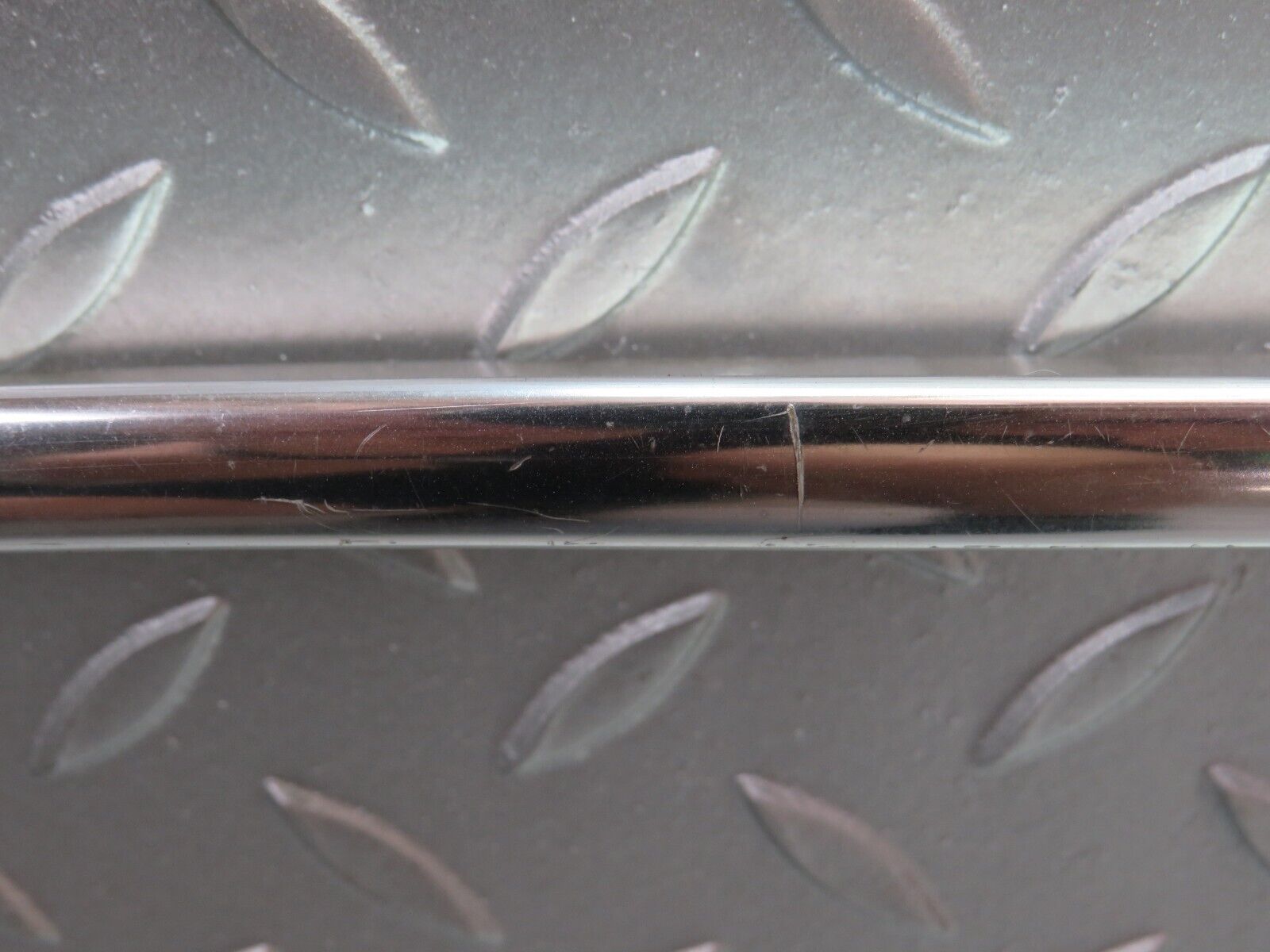 36325 Mercedes-Benz W126 420SE Roof Chrome Trim Left Side