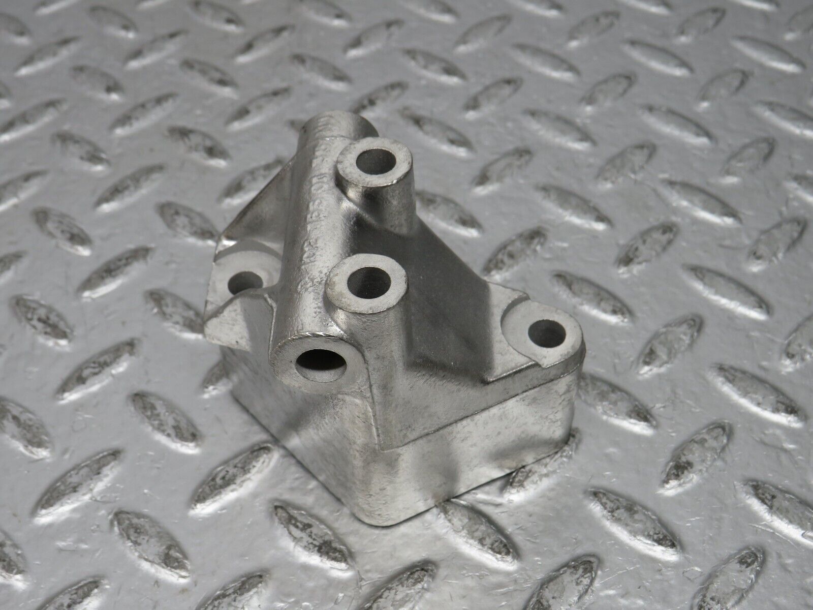 32006 Mercedes-Benz W123 230E Alternator Holder Bracket 1021550135