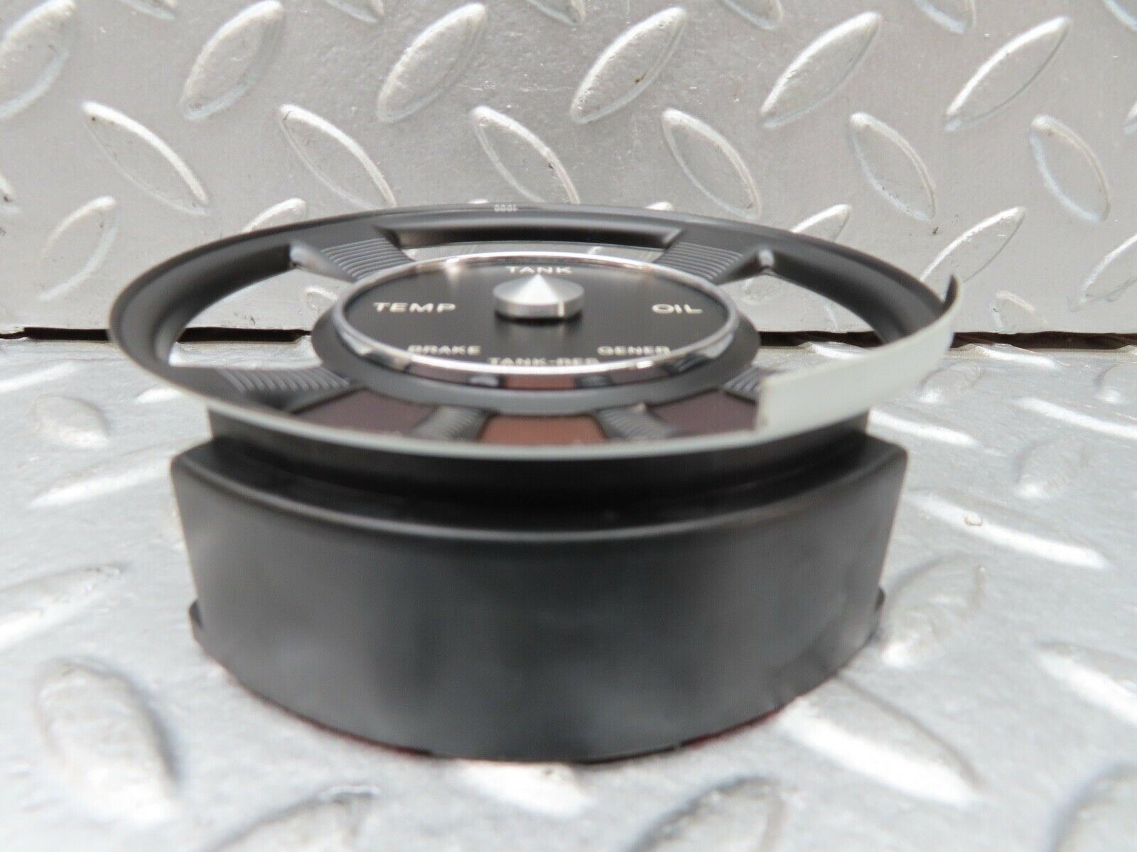 18332 Mercedes-Benz W115 Temperature Fuel Oil Gauge Instrument Surround