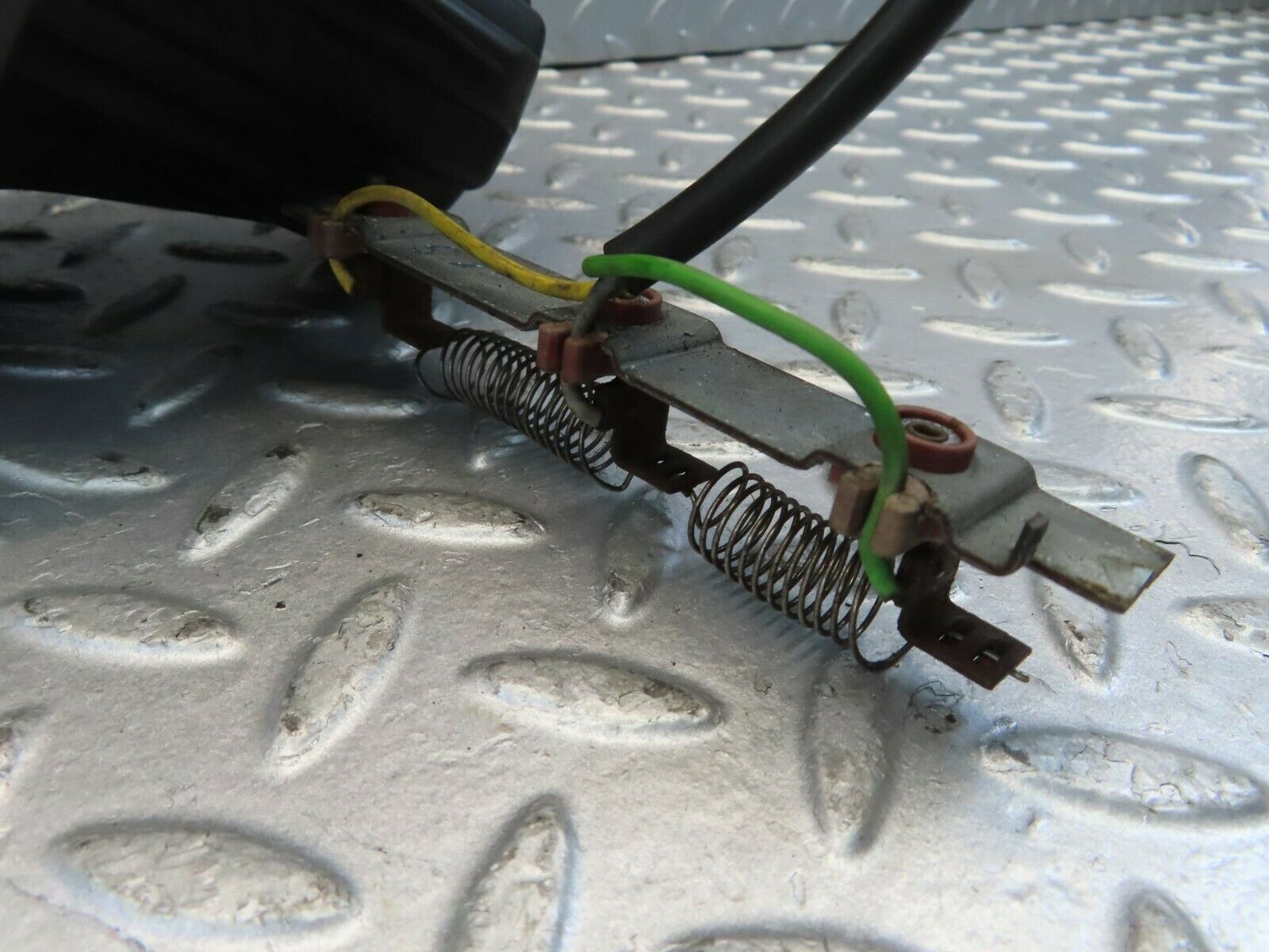 11065 Mercedes-Benz W123 230E Heater Blower Motor