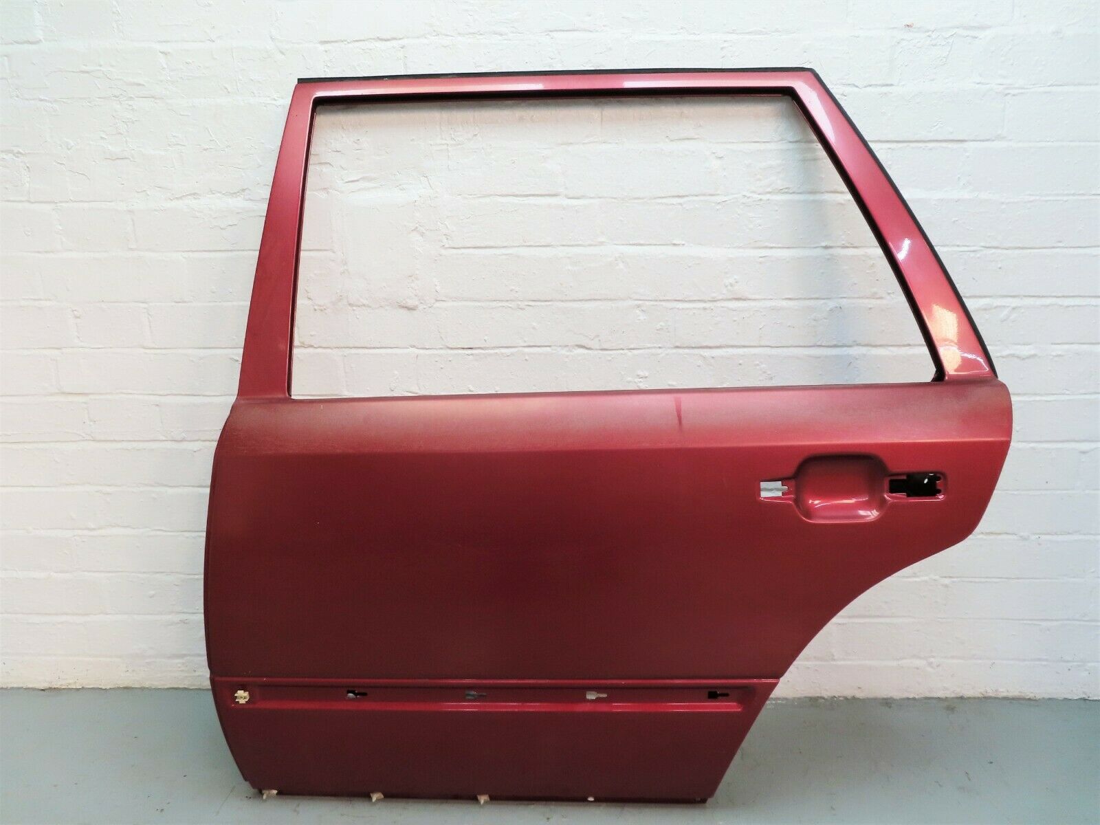 6694 Mercedes-Benz S124 E220 Wagon Rear Left Door