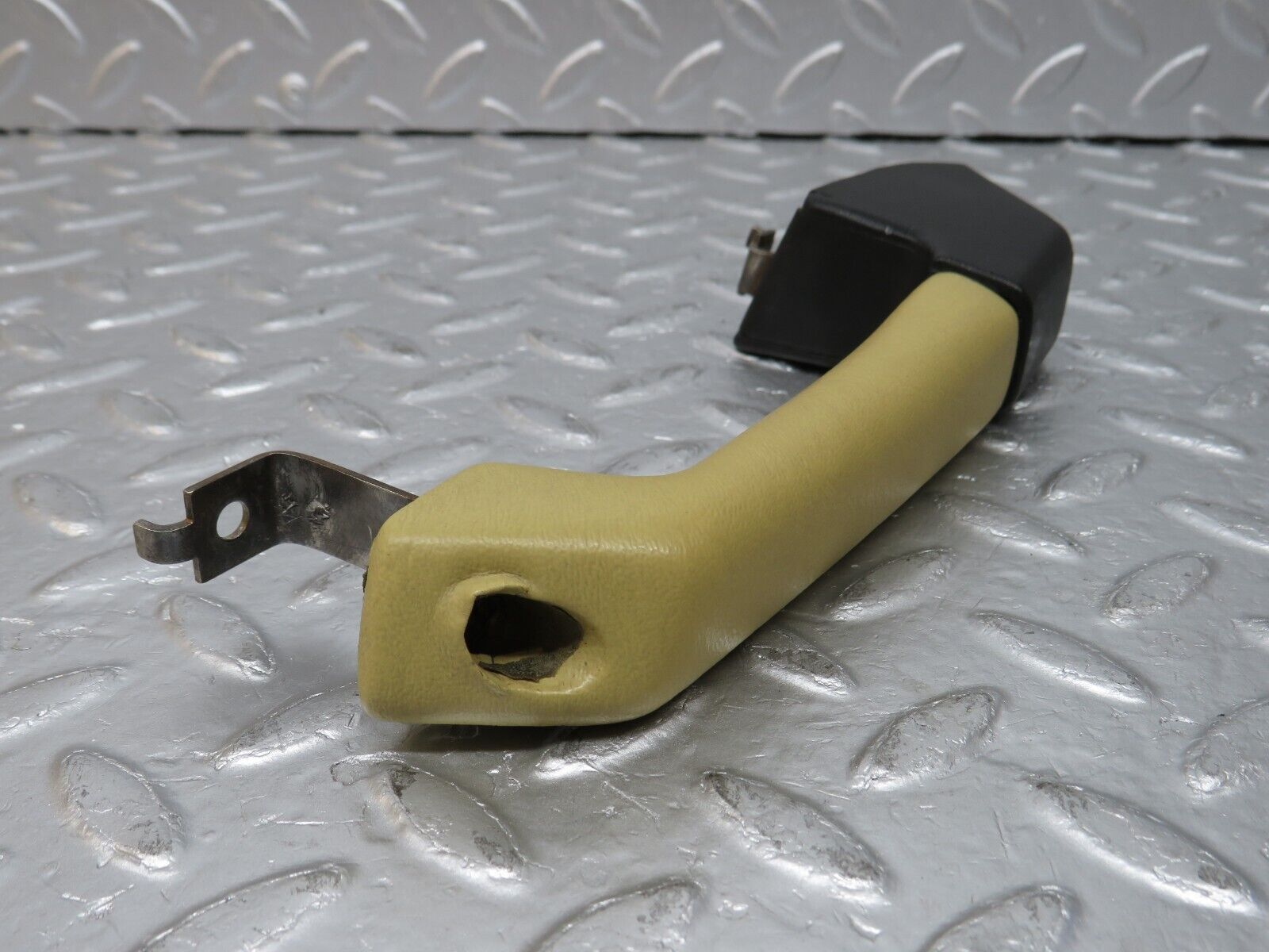 34342 Mercedes-Benz C126 380SEC Coupe Rear Right Interior Handle