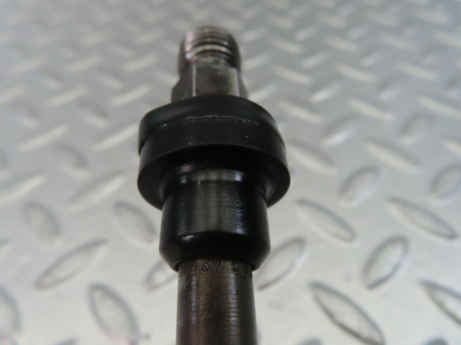 10794 Mercedes-Benz W123 230E Fuel Injector Bosch 0437502010