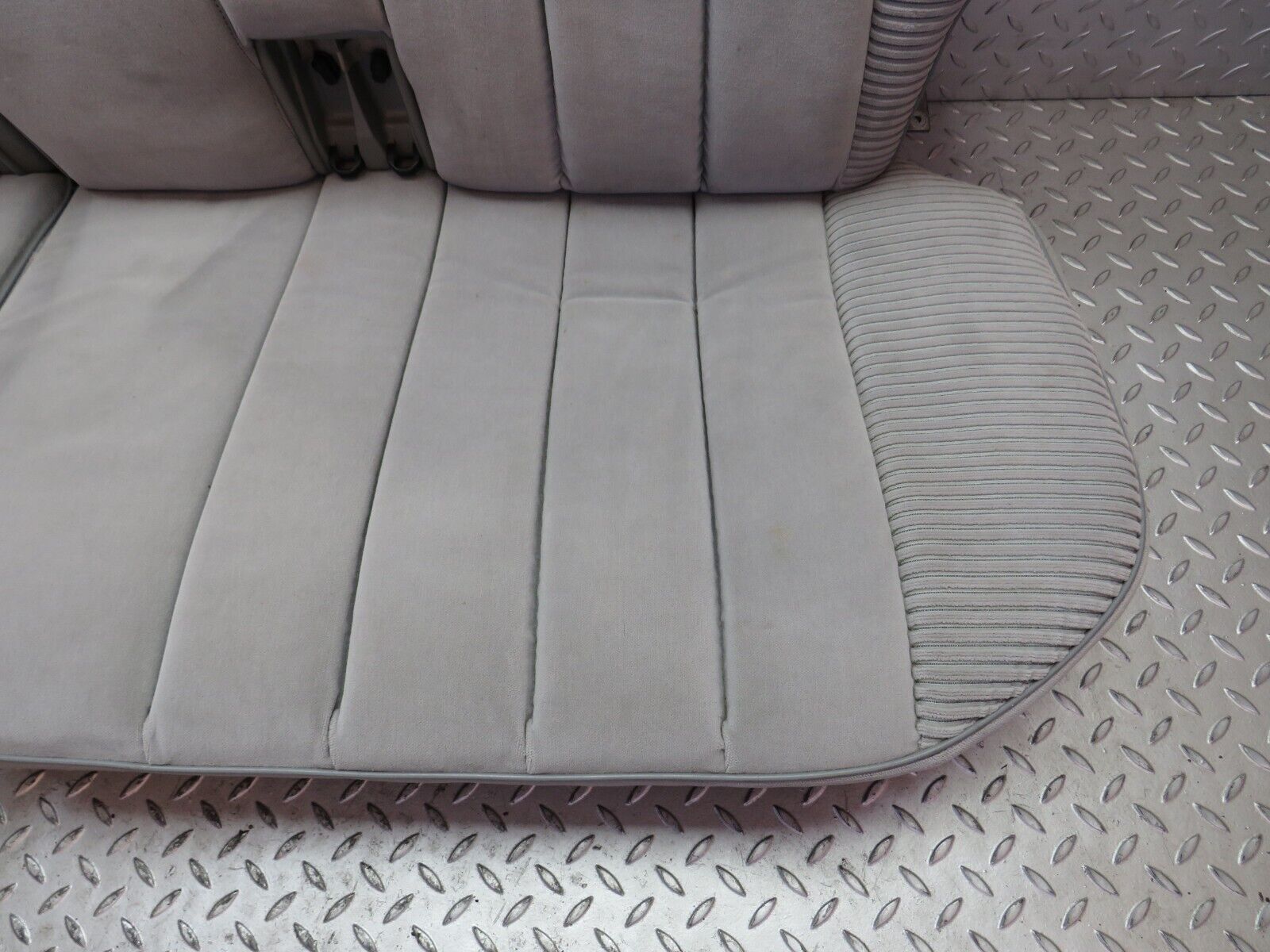 32348 Mercedes-Benz S124 300TE Wagon Rear Seat Grey