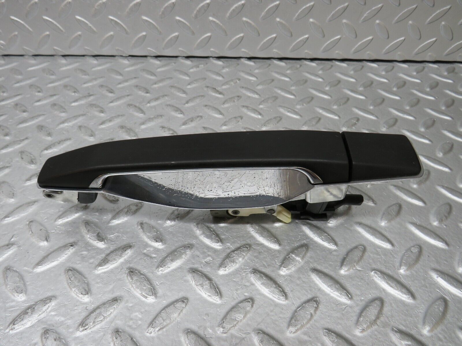 35323 Mercedes-Benz W140 Exterior Door Handle