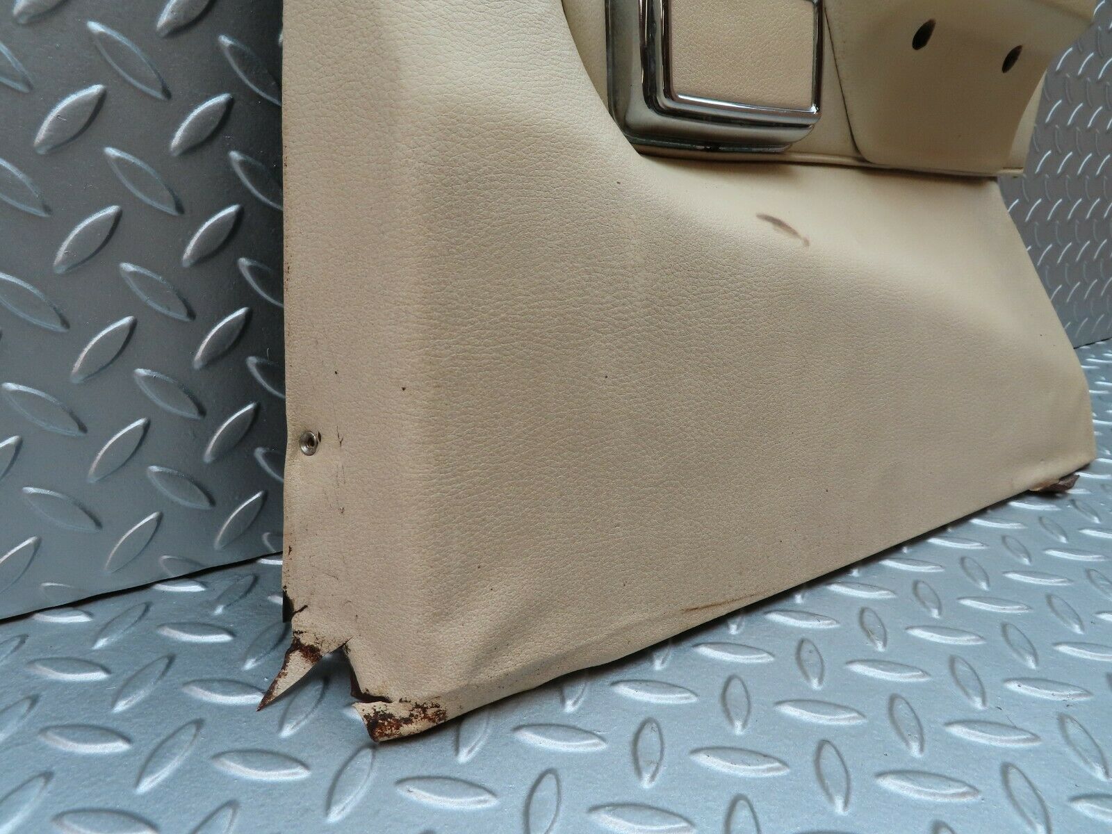 4596 Mercedes-Benz W114 280CE Coupe Rear Right Panel Card Beige