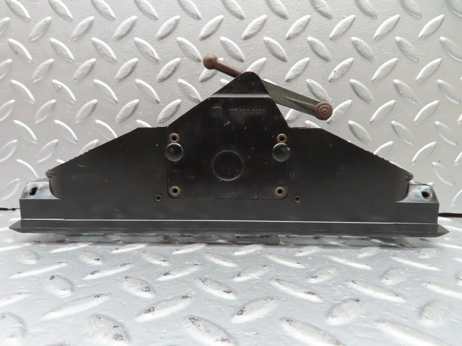 20896 Mercedes-Benz W114 250CE Coupe Dashboard Centre Air Vent 1158300003