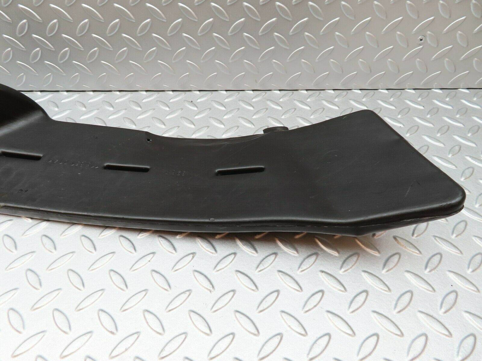 4605 Mercedes-Benz W114 280CE Coupe Air Duct Heater Ventilation L 1158310145