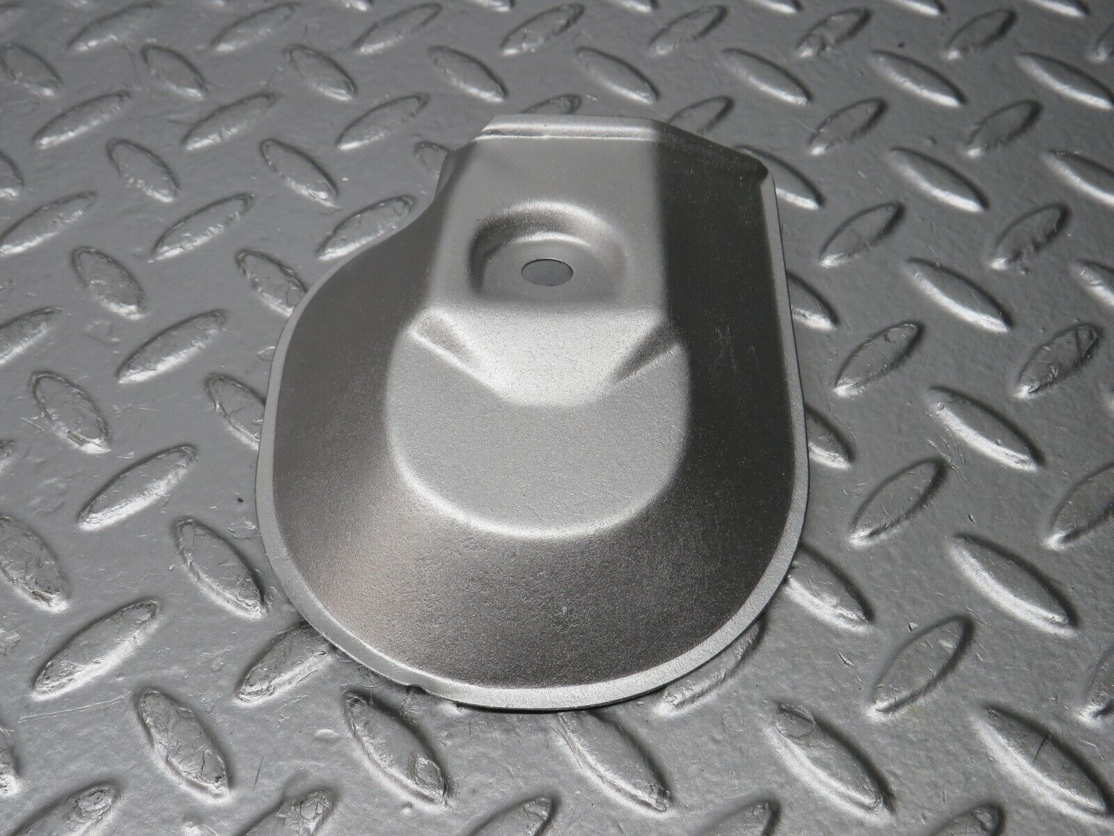 30904 Mercedes-Benz W201 190E 2.0L Engine Mount Bracket Heat Shield