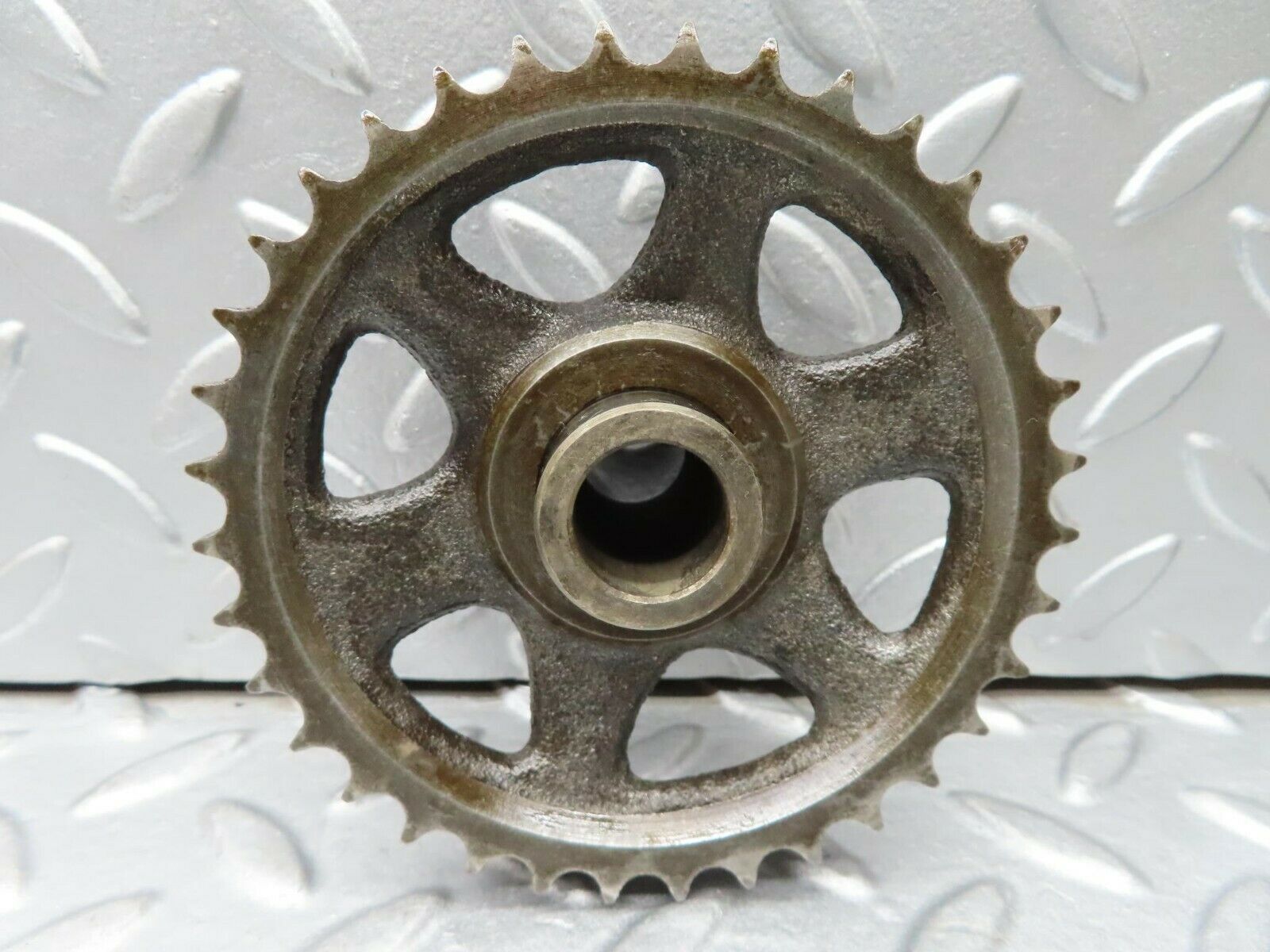 16695 Mercedes-Benz C107 380SLC Timing Gear 1160770312