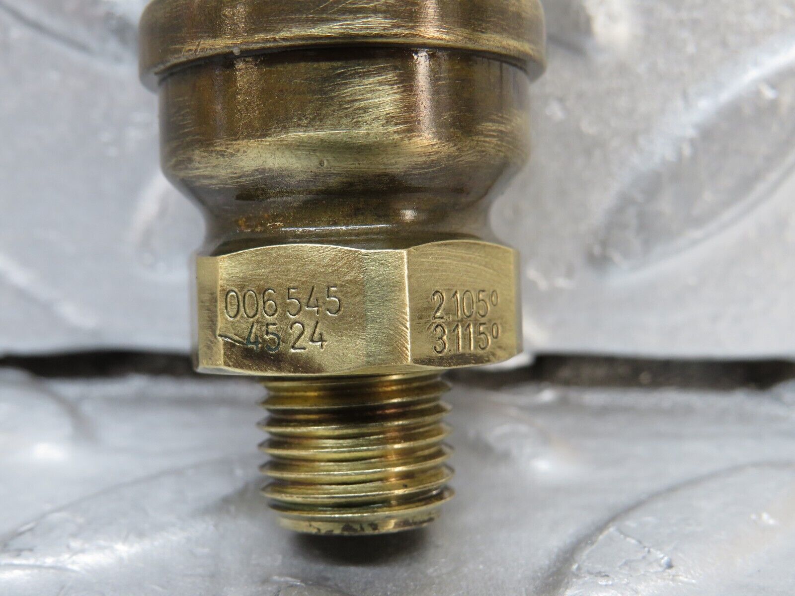 37143 Mercedes-Benz C126 420SEC Coupe Radiator Fan Temperature Switch 0065454524