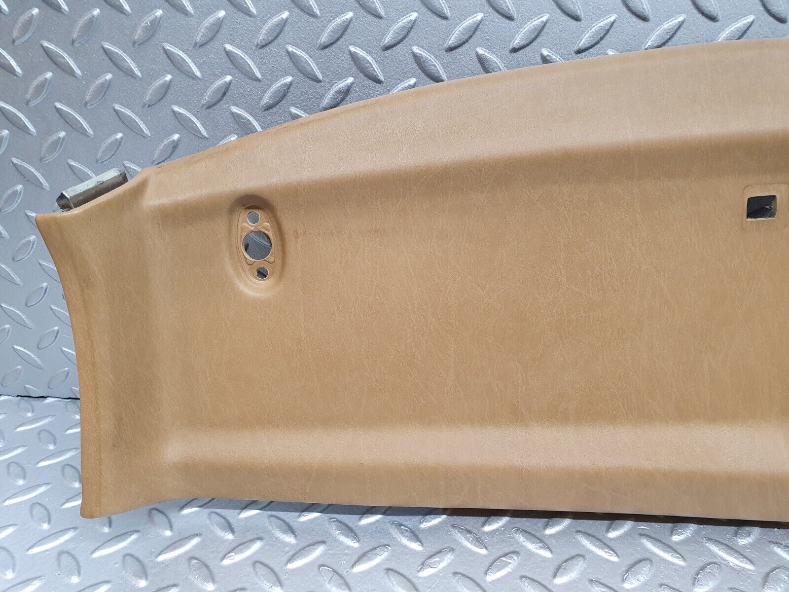 41377 Mercedes-Benz W124 200E Headlining Roof Panel Palomino