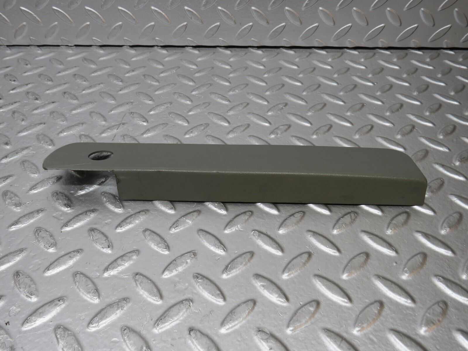 31264 Mercedes-Benz S124 220TE Rear Right Backrest Lever Cover 1249240437