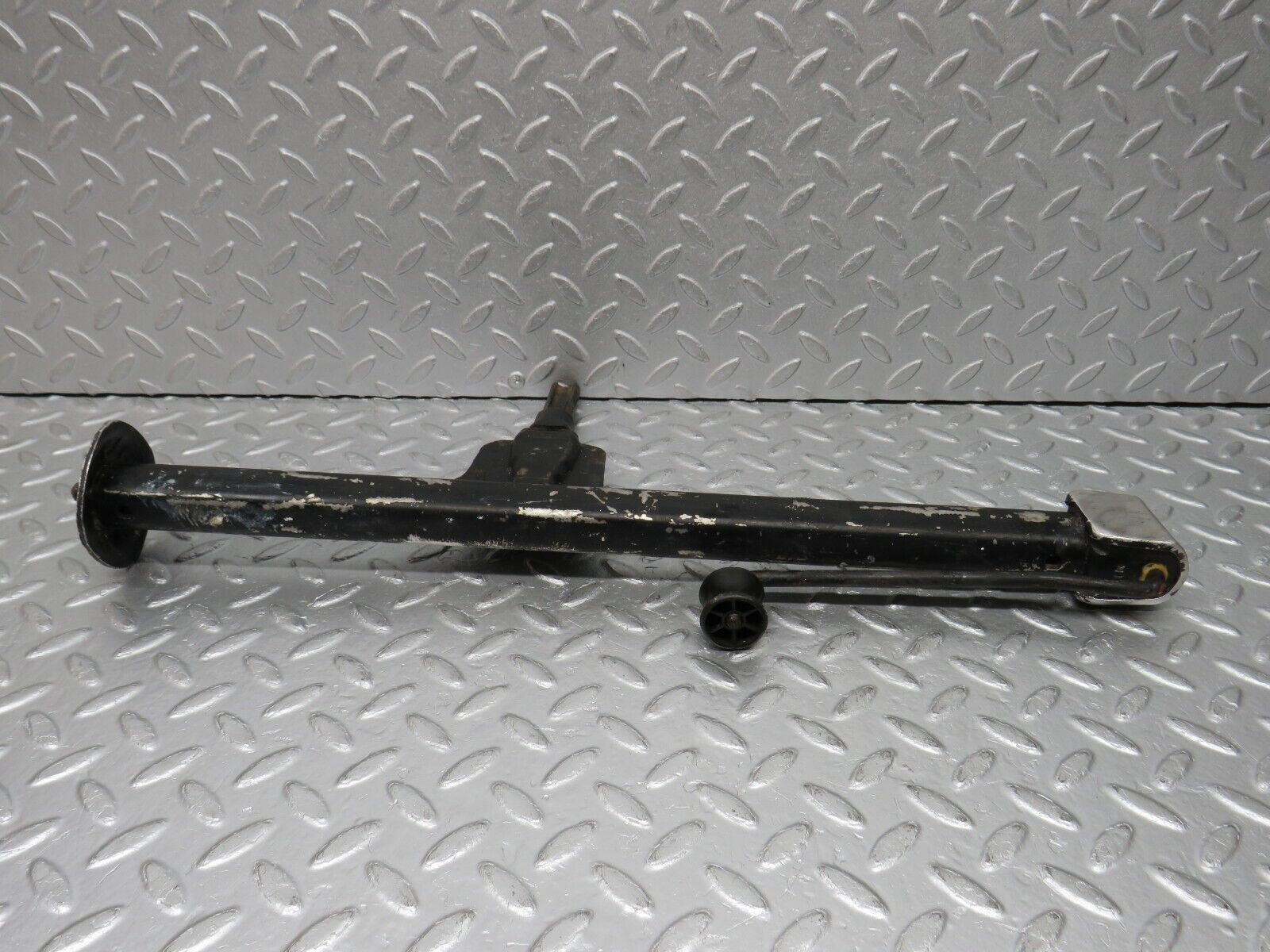 38895 Mercedes-Benz W201 190E 2.6L Car Jack 1245830115