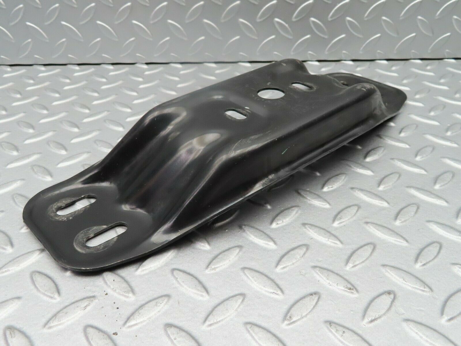 5408 Mercedes-Benz W124 230E Gearbox Mount Bracket Holder