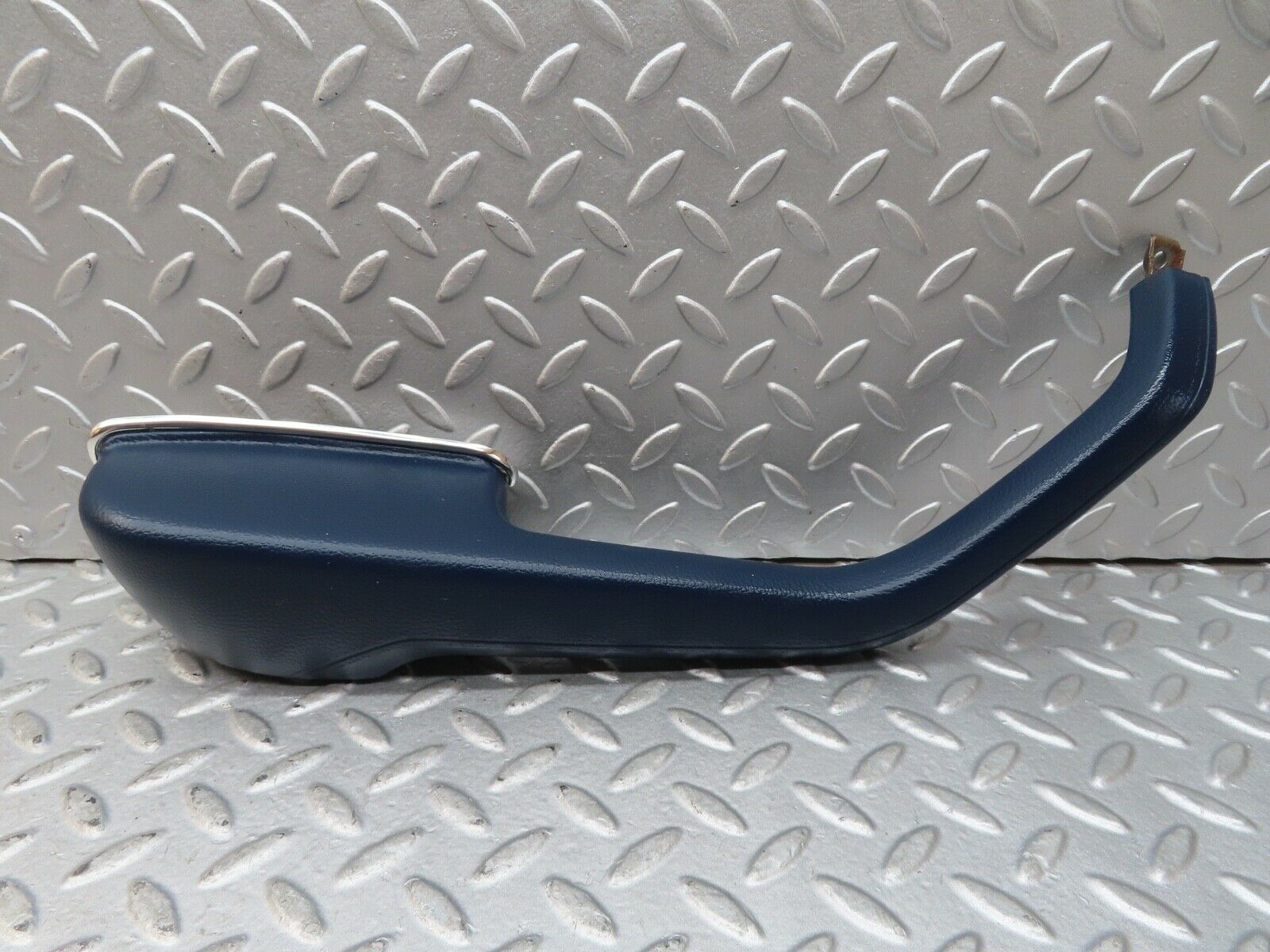17529 Mercedes-Benz W116 450SEL Rear Left Interior Door Handle Blue