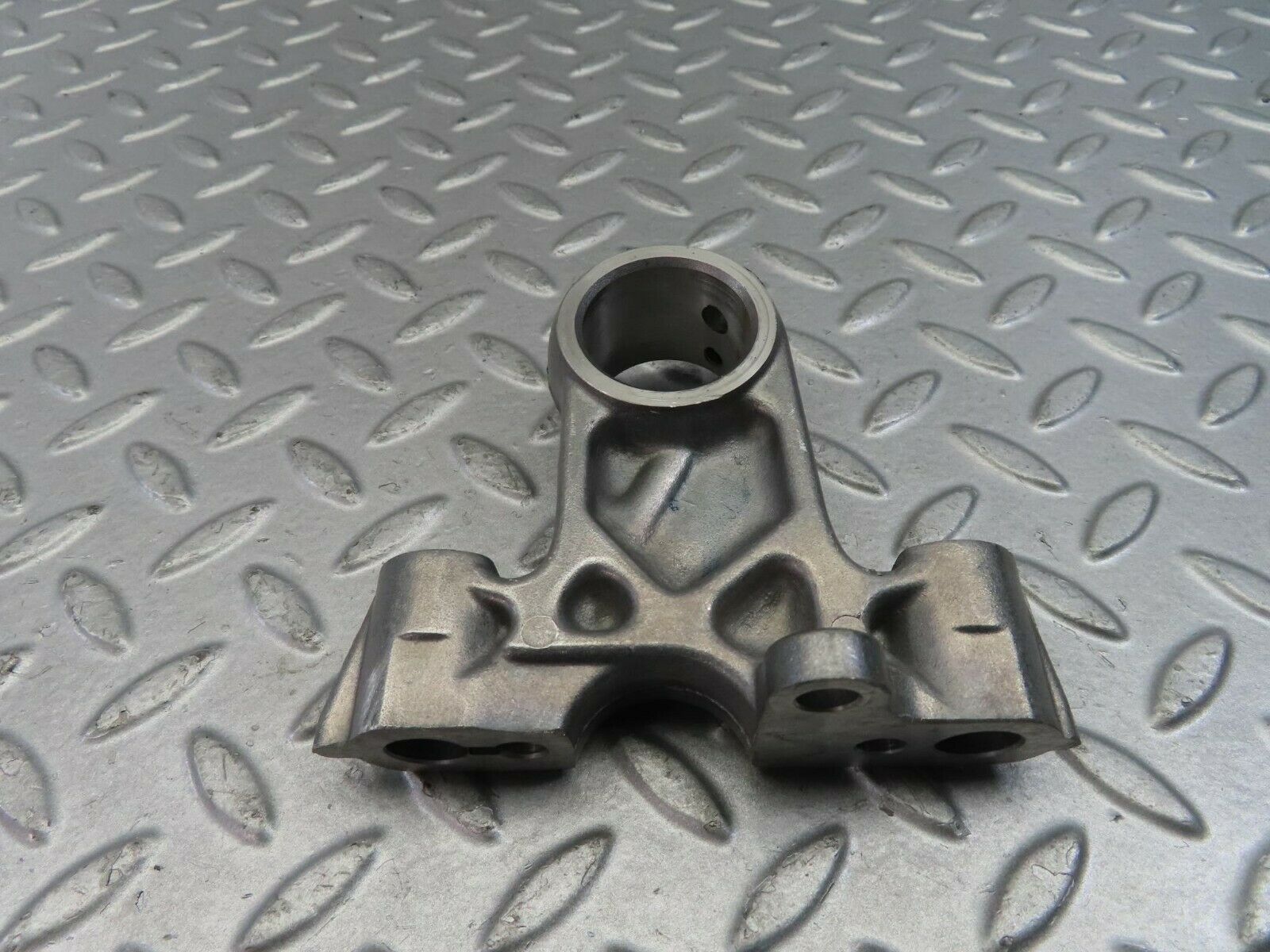 9128 Mercedes-Benz W108 Camshaft Tower Bearing 1800515110