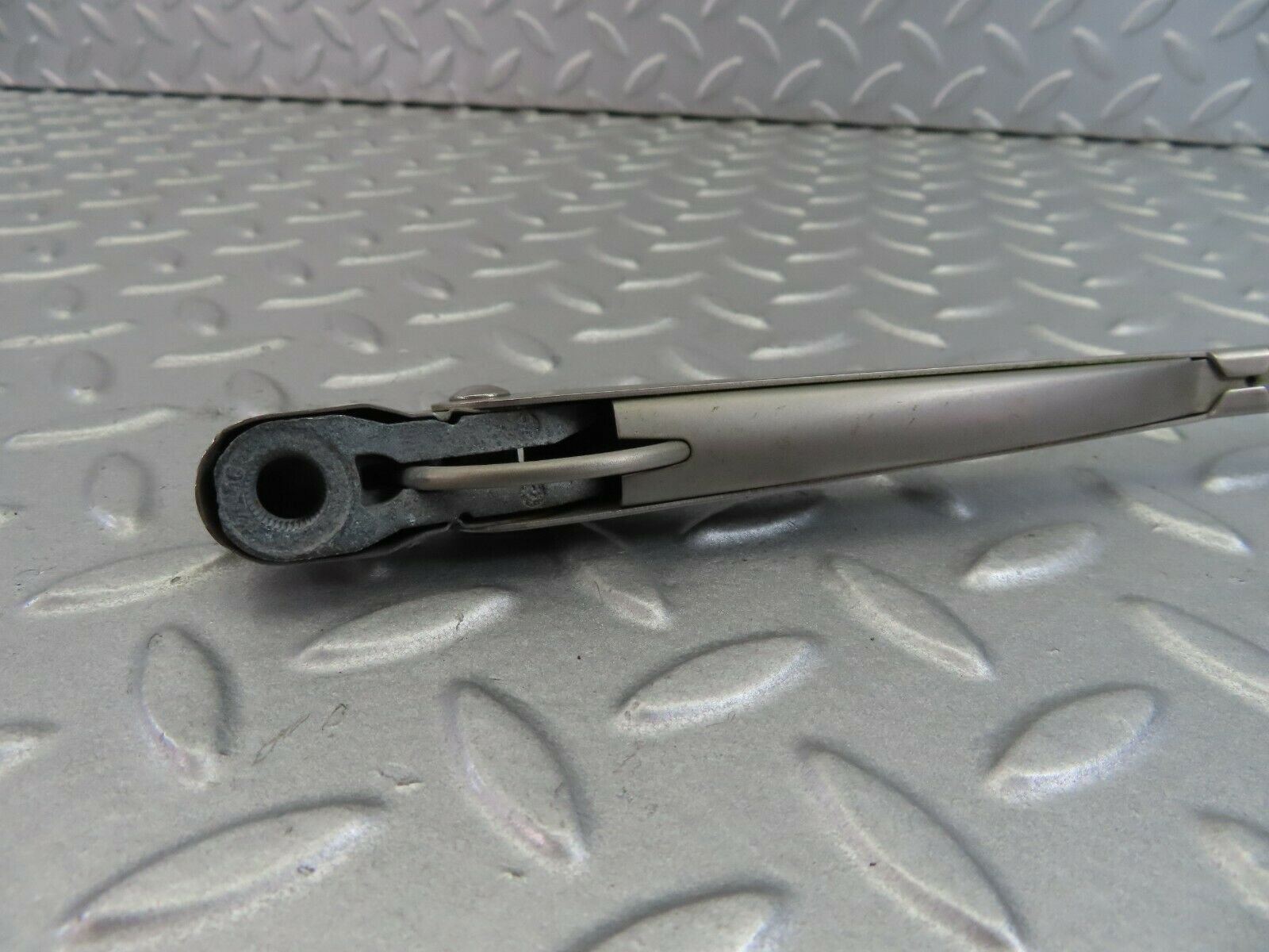 7907 Mercedes-Benz W115 220D Wiper Arm Left Side